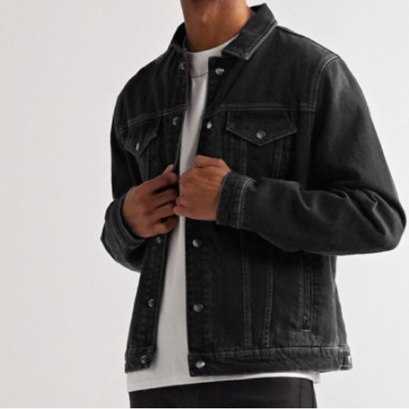 Frame Quilted Satin Lined Denim Trucker Jacket In Noir